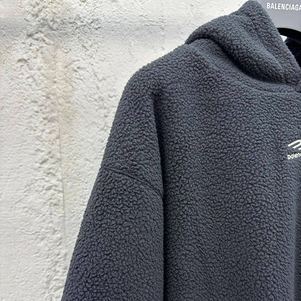 【バレンシアガ コピー】Ski Nylon Outerwear Hoodie ナイロン フーディ 810113TQ